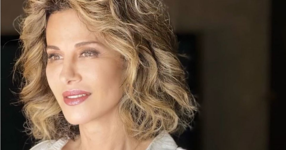 Private and with pictures – this is how Pascal Saqr will appear in the clip of her new song, “I Love You and You Are Afraid”