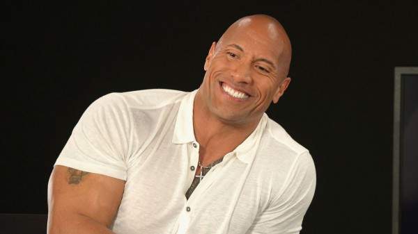 Dwayne Johnson gives his mother a house.. Watch his reaction – in the video