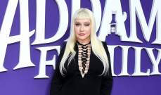 كريستينا أغيليرا برفقة خطيبها إبنيها في عرض The Addams Family