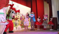 بلدية الحازمية تحتفل بعيد الميلاد مع أطفال البلدة