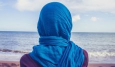 بعد صورها الجريئة..ممثلة مصرية ترتدي الحجاب- بالصورة