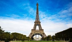 بالصور – برج &quot;إيفل&quot; انتقل من باريس إلى الجزائر!