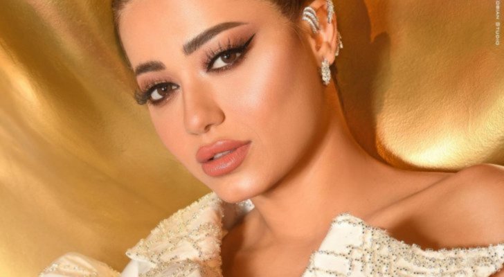 بالفيديو- رحمة رياض تحتفل بنجاح أغنيتها الأخيرة "اصعد للكمر" وتوجه رسالة للجمهور