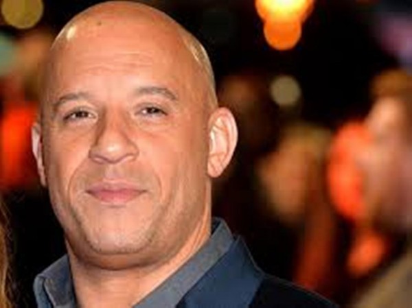 فان ديزل يتلقى هدية ثمينة من فريق عمل Fast & Furious 9